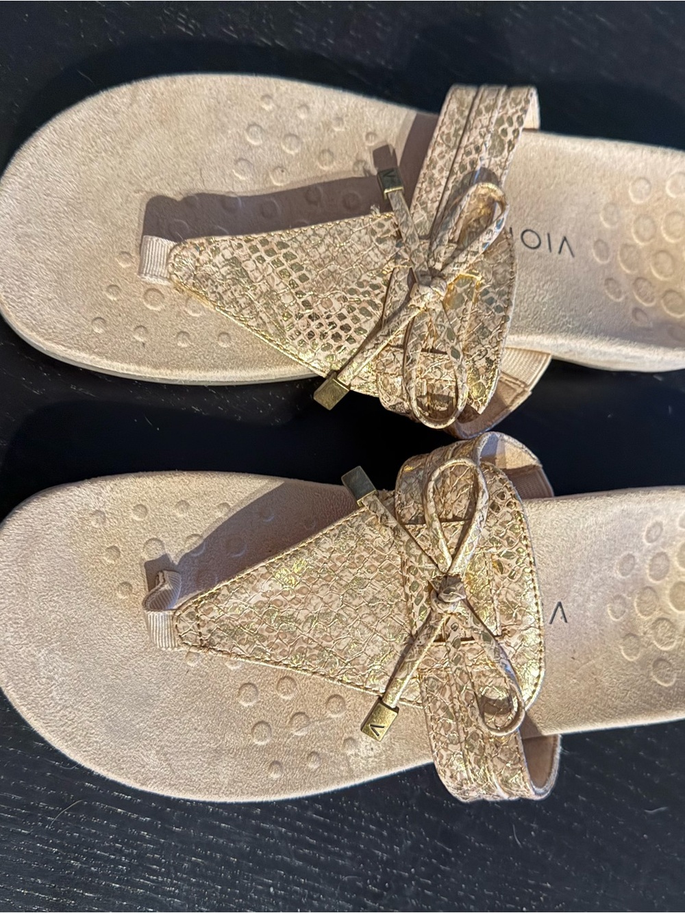 Vionic Gold Metallic Bow Toe-Post Sandals